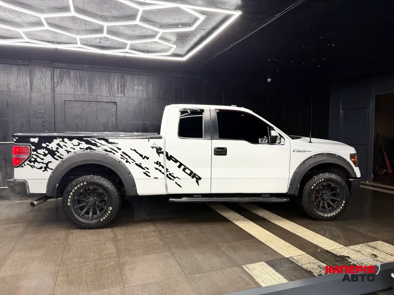 Ford F-150 - фото 9