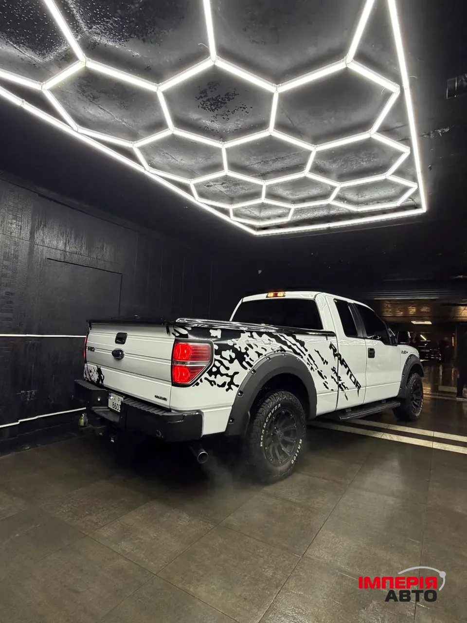 Ford F-150 - фото 8