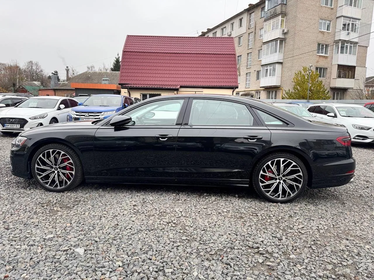 Audi S8 - фото 3