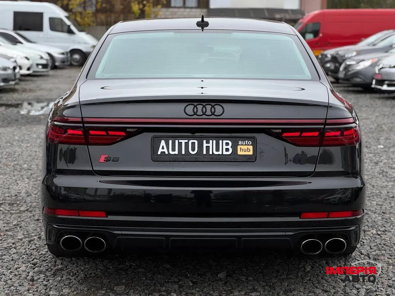 Audi S8 - фото 6