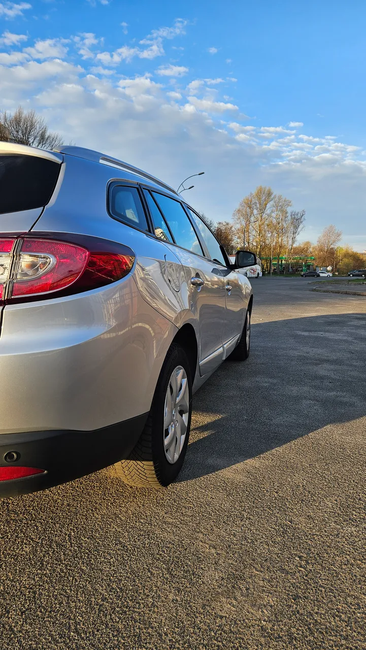 Renault Megane - фото 20