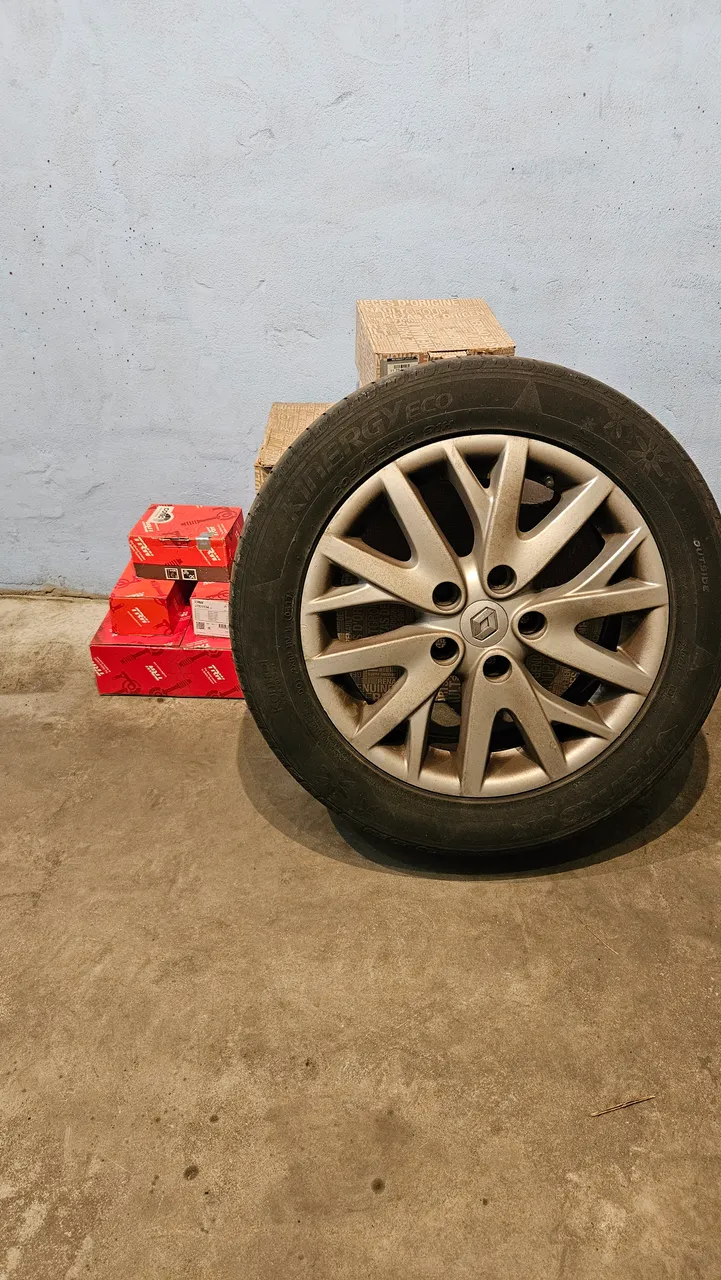 Renault Megane - фото 31