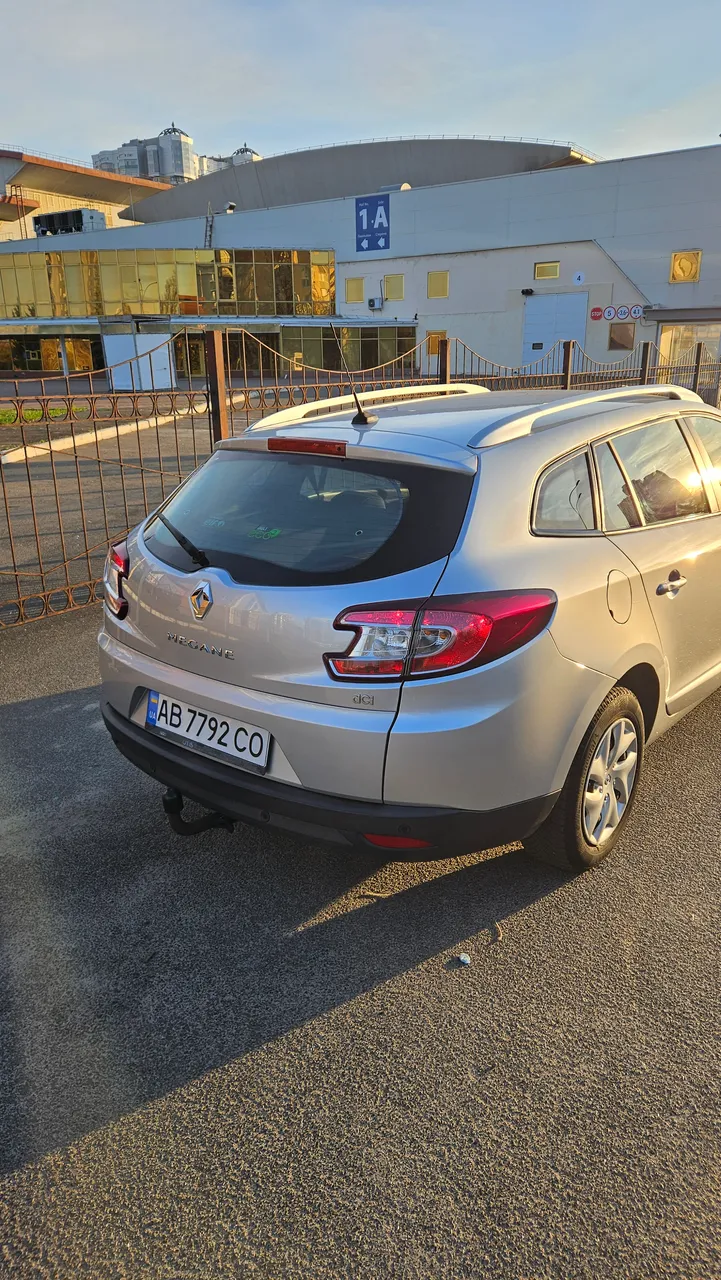 Renault Megane - фото 7