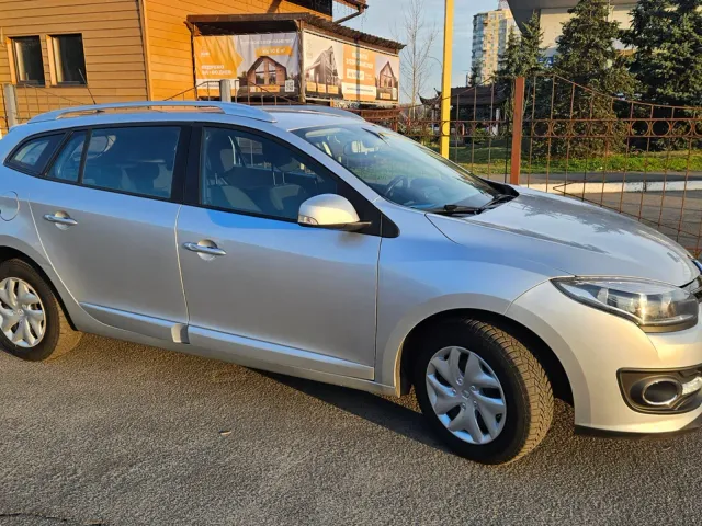 Renault Megane - фото 3
