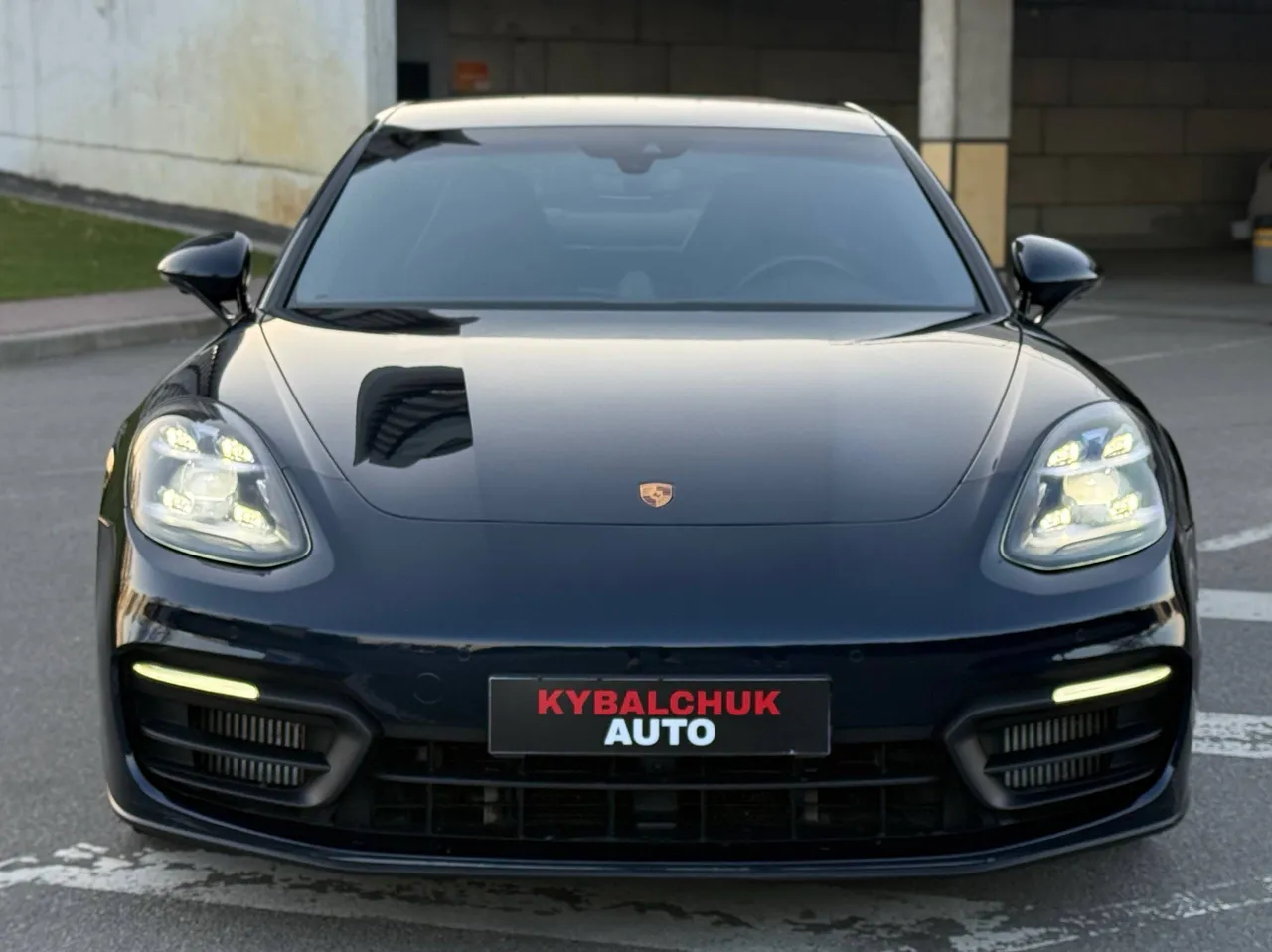 Porsche Panamera - фото 2