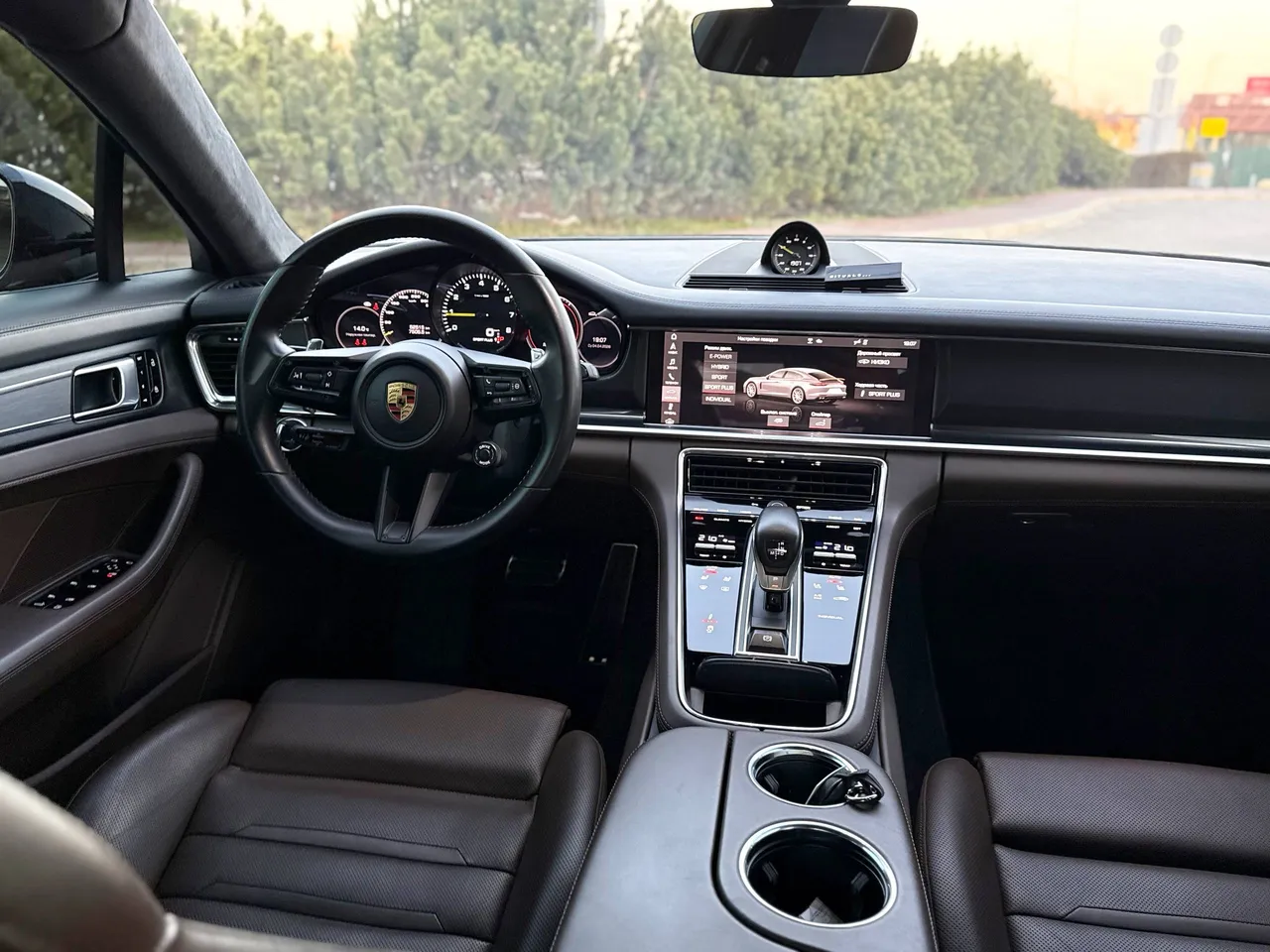 Porsche Panamera - фото 17