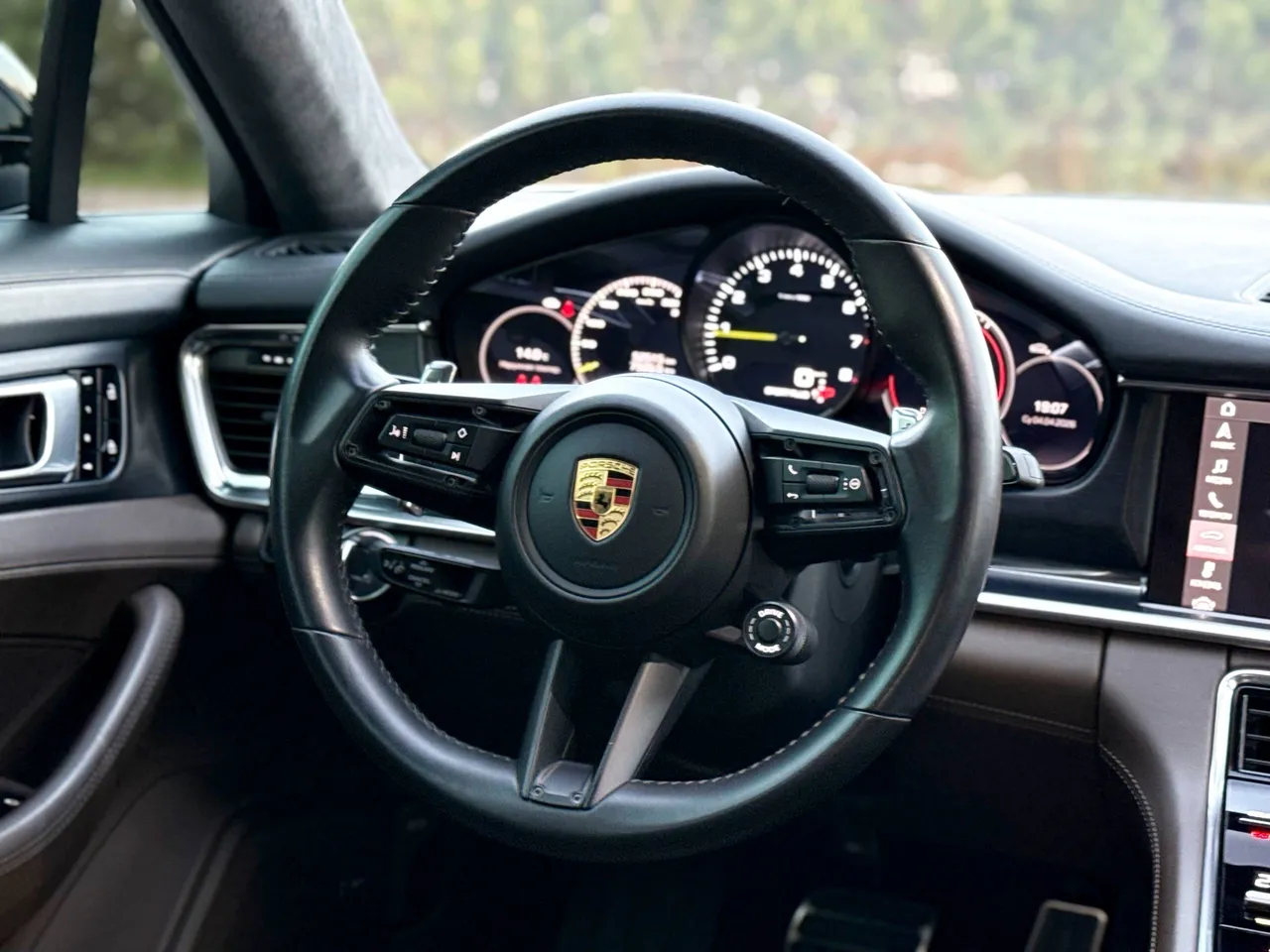 Porsche Panamera - фото 27