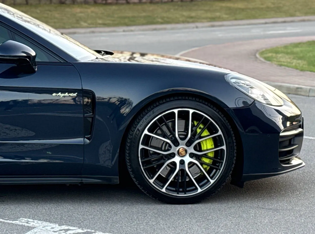 Porsche Panamera - фото 8