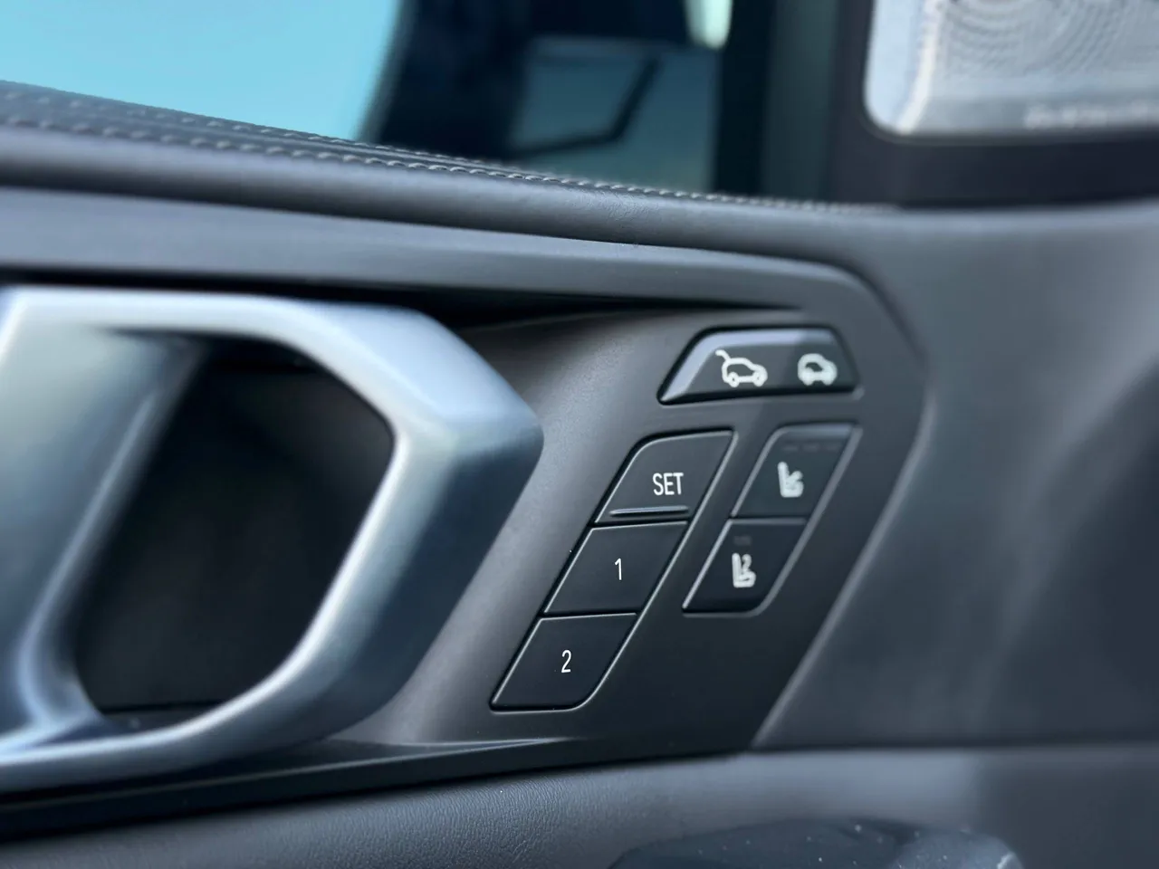 BMW X6 M - фото 37