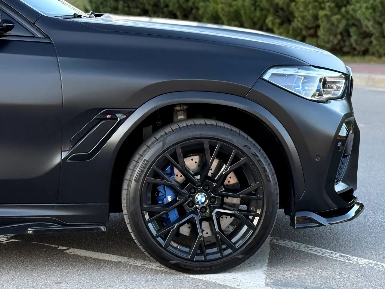 BMW X6 M - фото 11