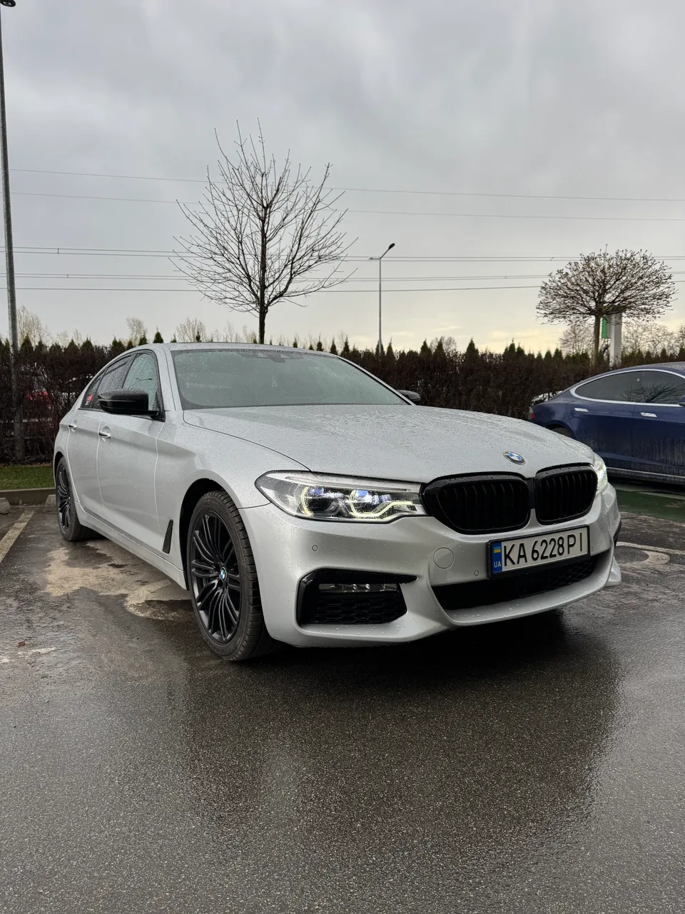 BMW 5 серії - фото 1