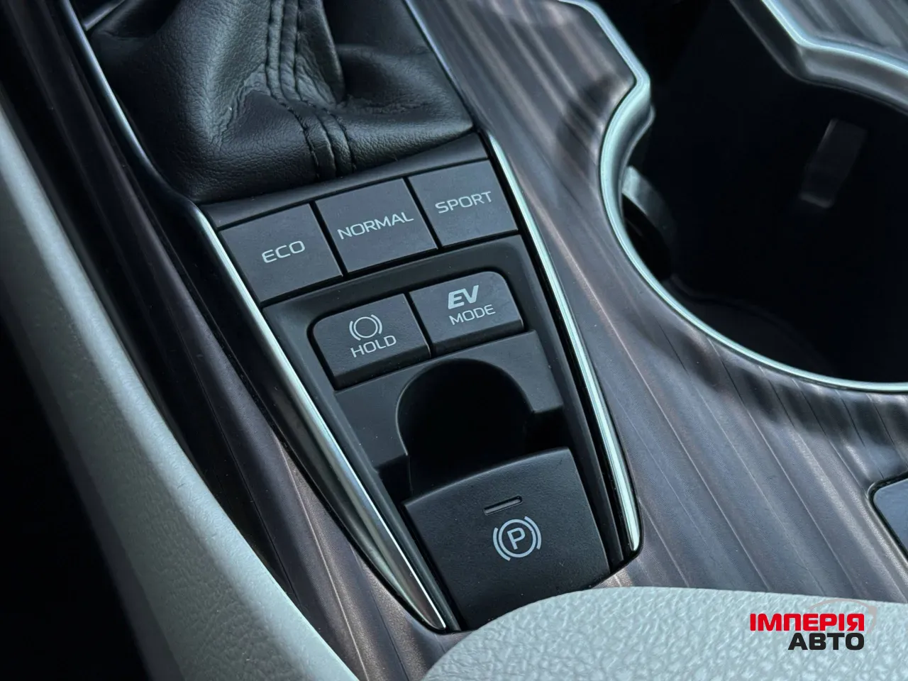 Toyota Camry - фото 20