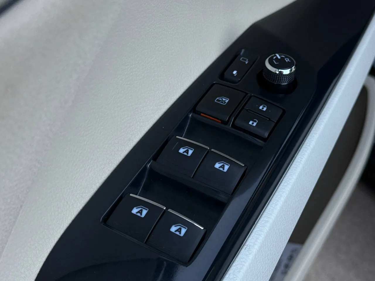 Toyota Camry - фото 14