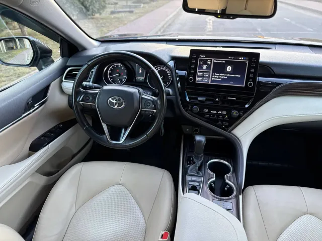 Toyota Camry - фото 5