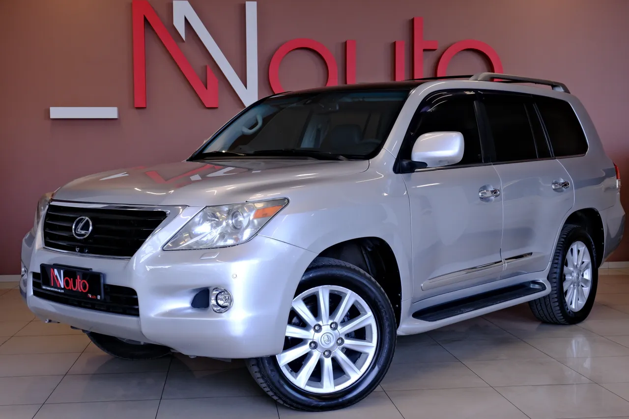 Lexus LX - фото 2