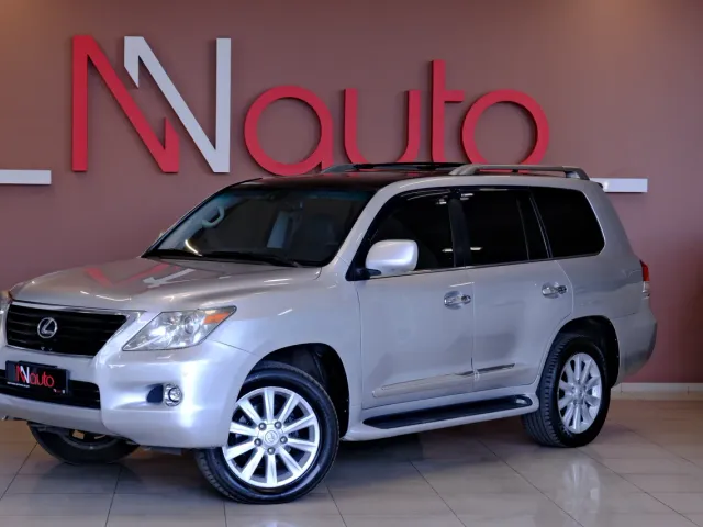 Lexus LX - фото 1