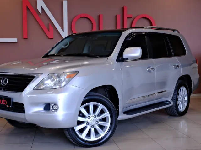 Lexus LX - фото 2