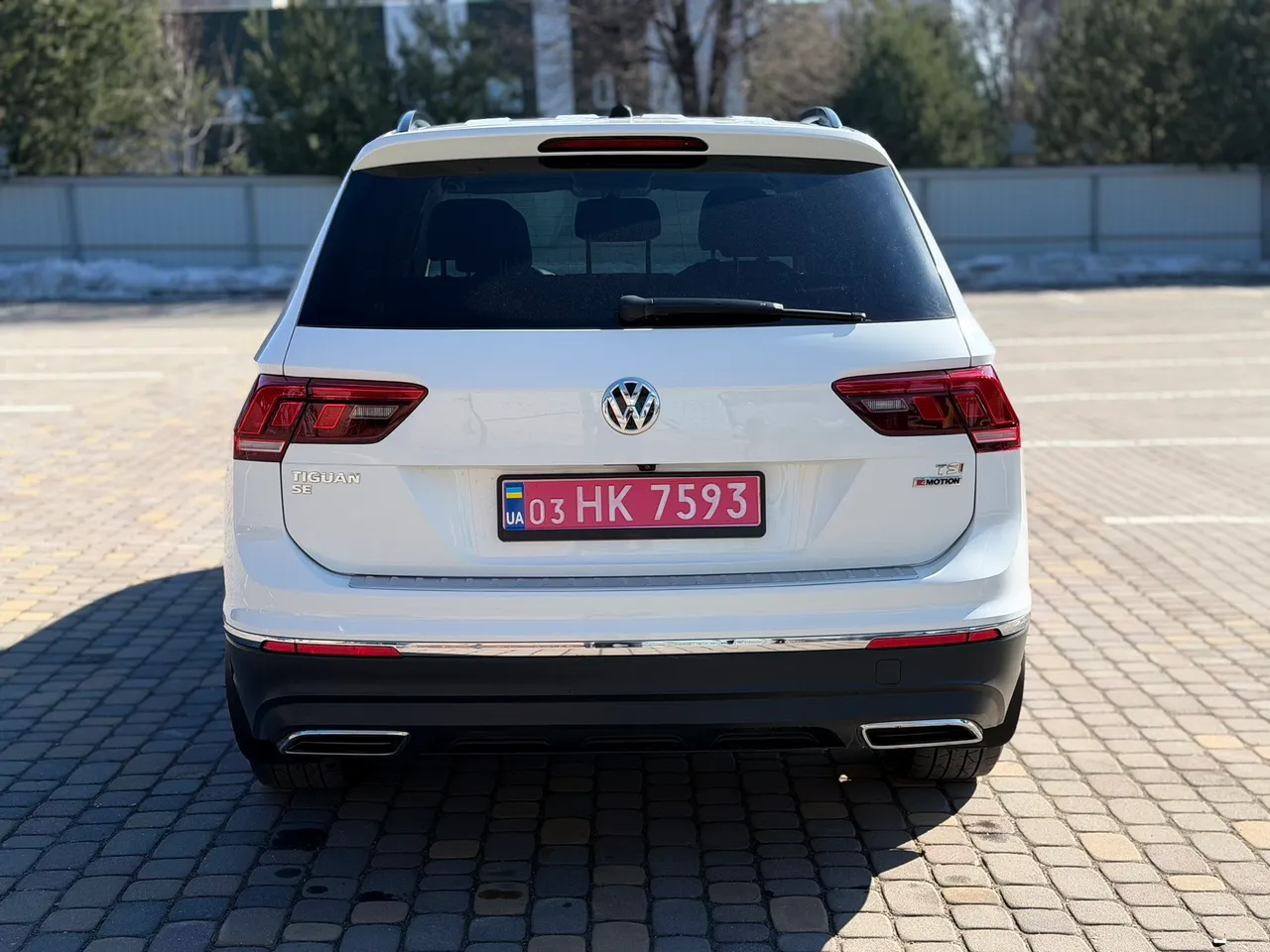 Volkswagen Tiguan - фото 7