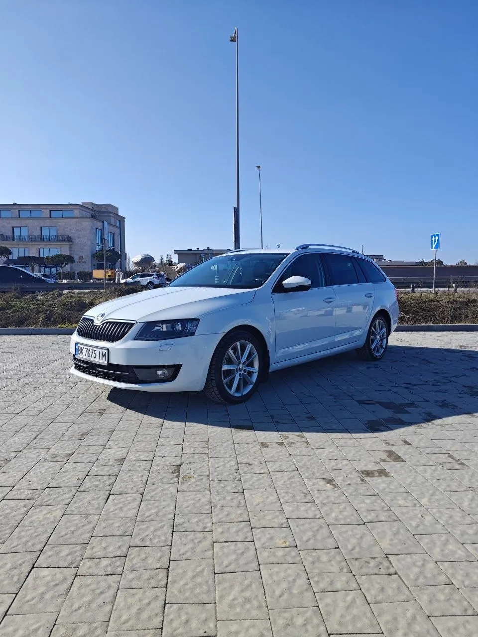 Skoda Octavia - фото 9