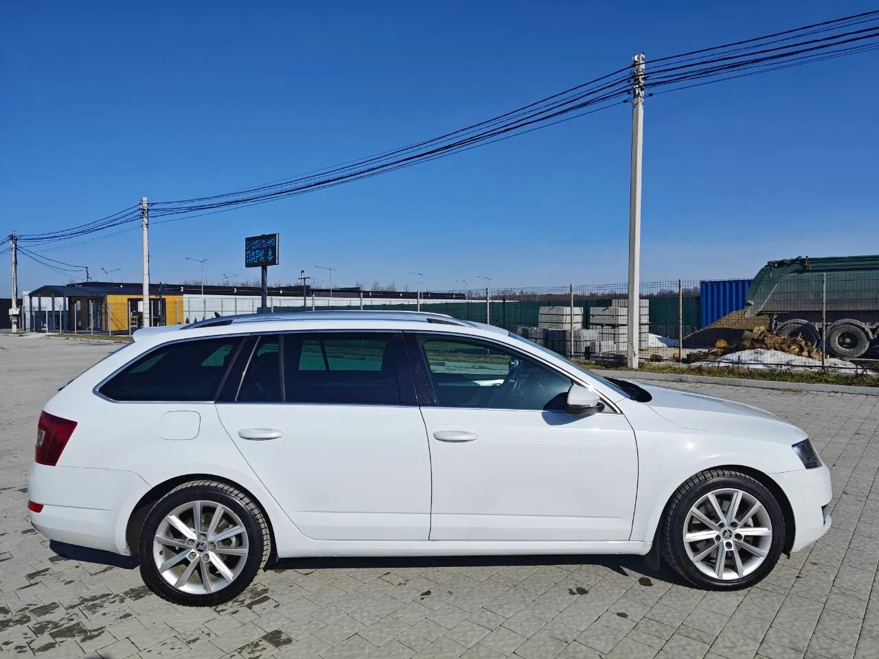 Skoda Octavia - фото 41