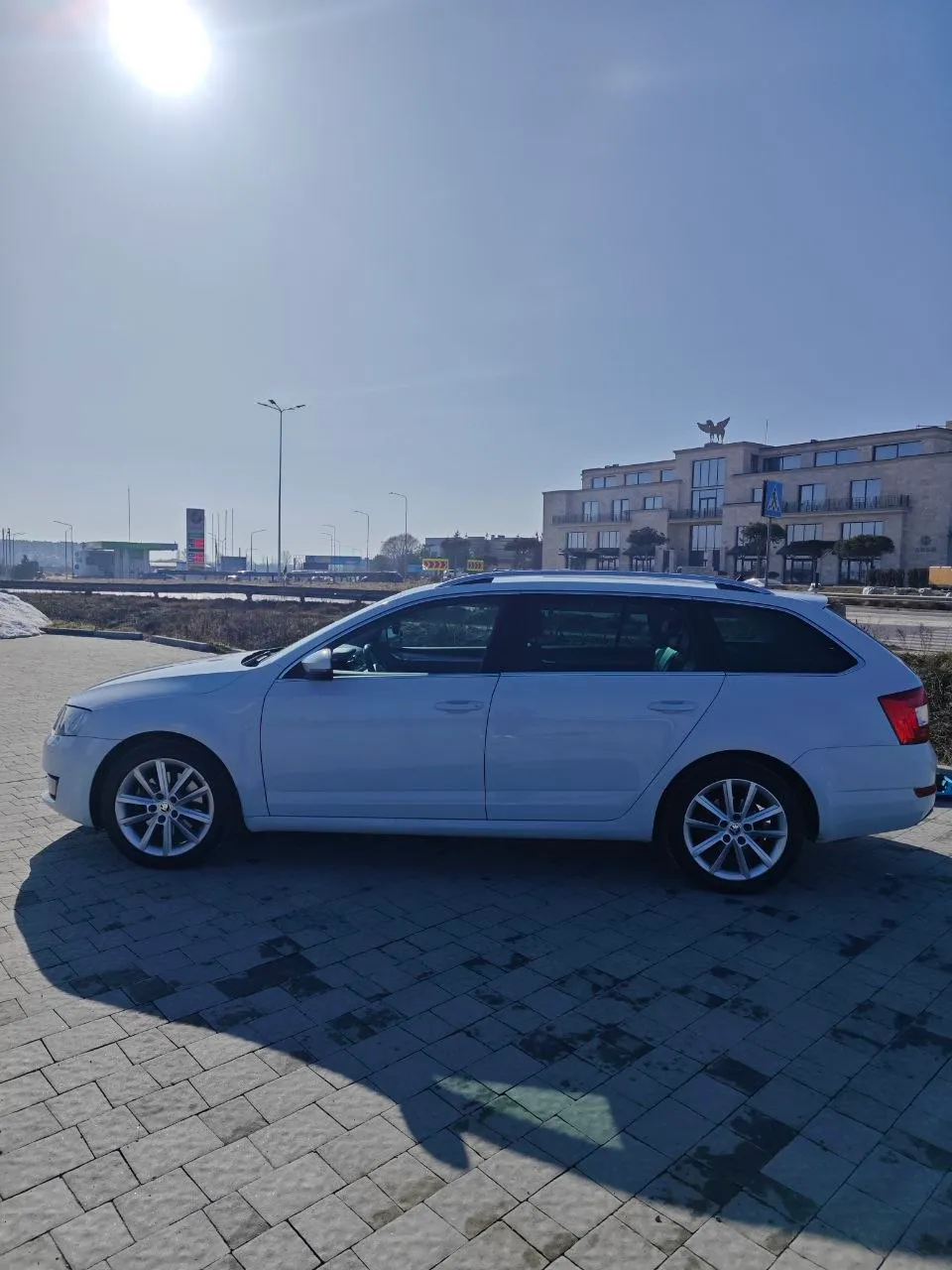 Skoda Octavia - фото 8
