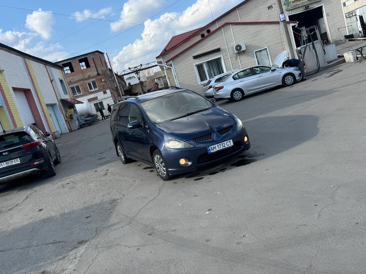 Mitsubishi Grandis - фото 30