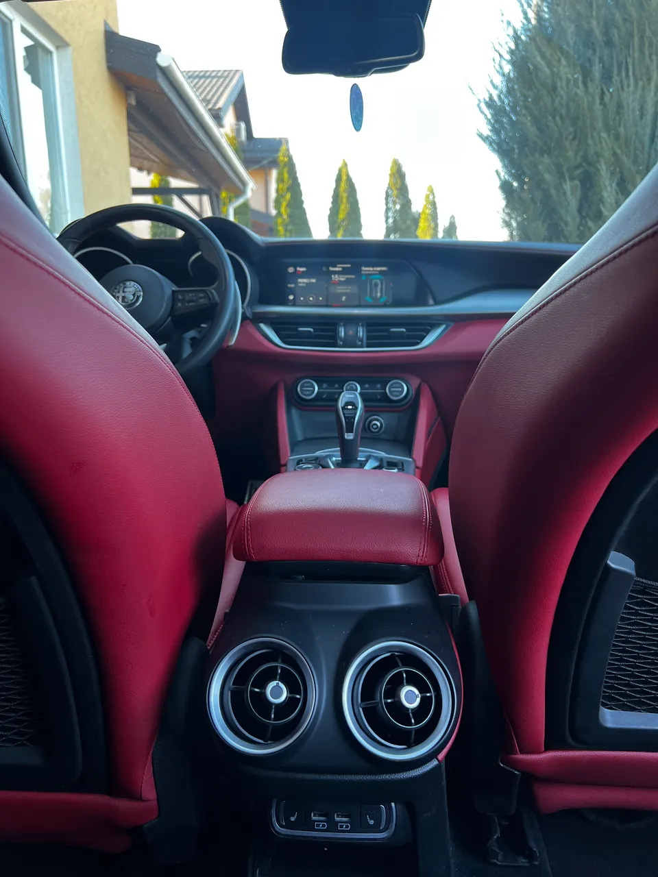Alfa Romeo Stelvio - фото 18