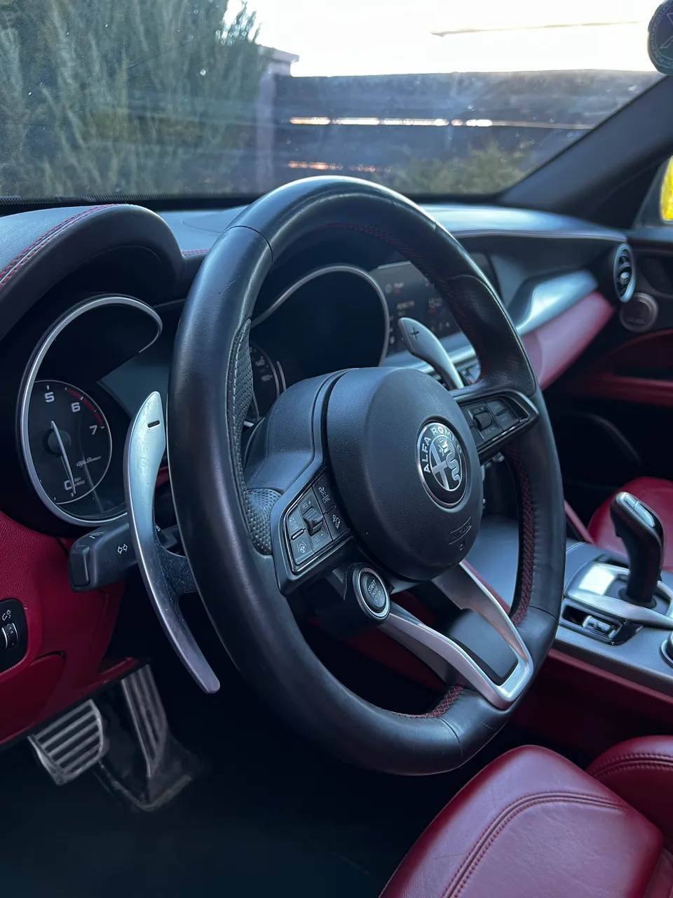 Alfa Romeo Stelvio - фото 16