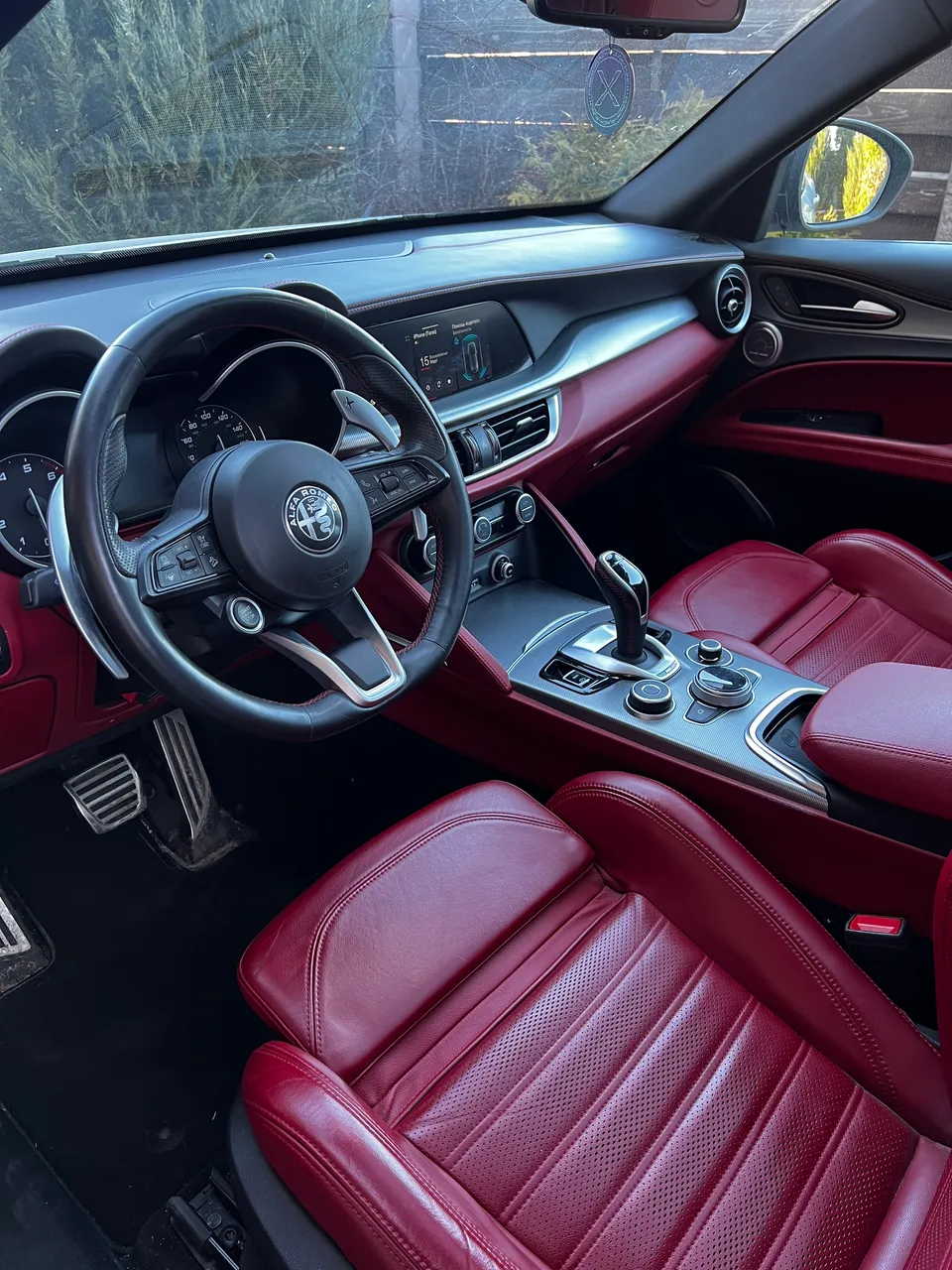 Alfa Romeo Stelvio - фото 15