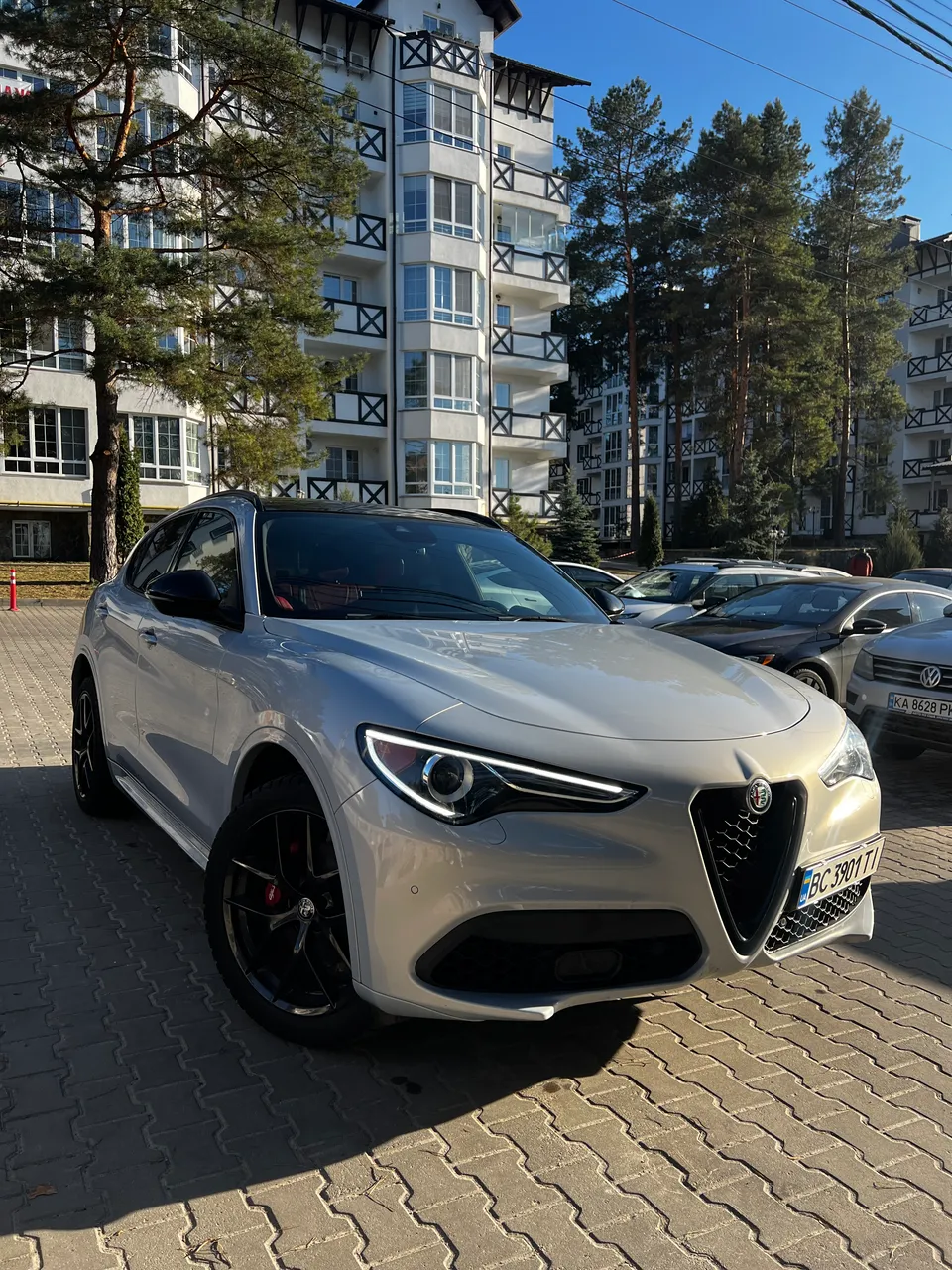 Alfa Romeo Stelvio - фото 1