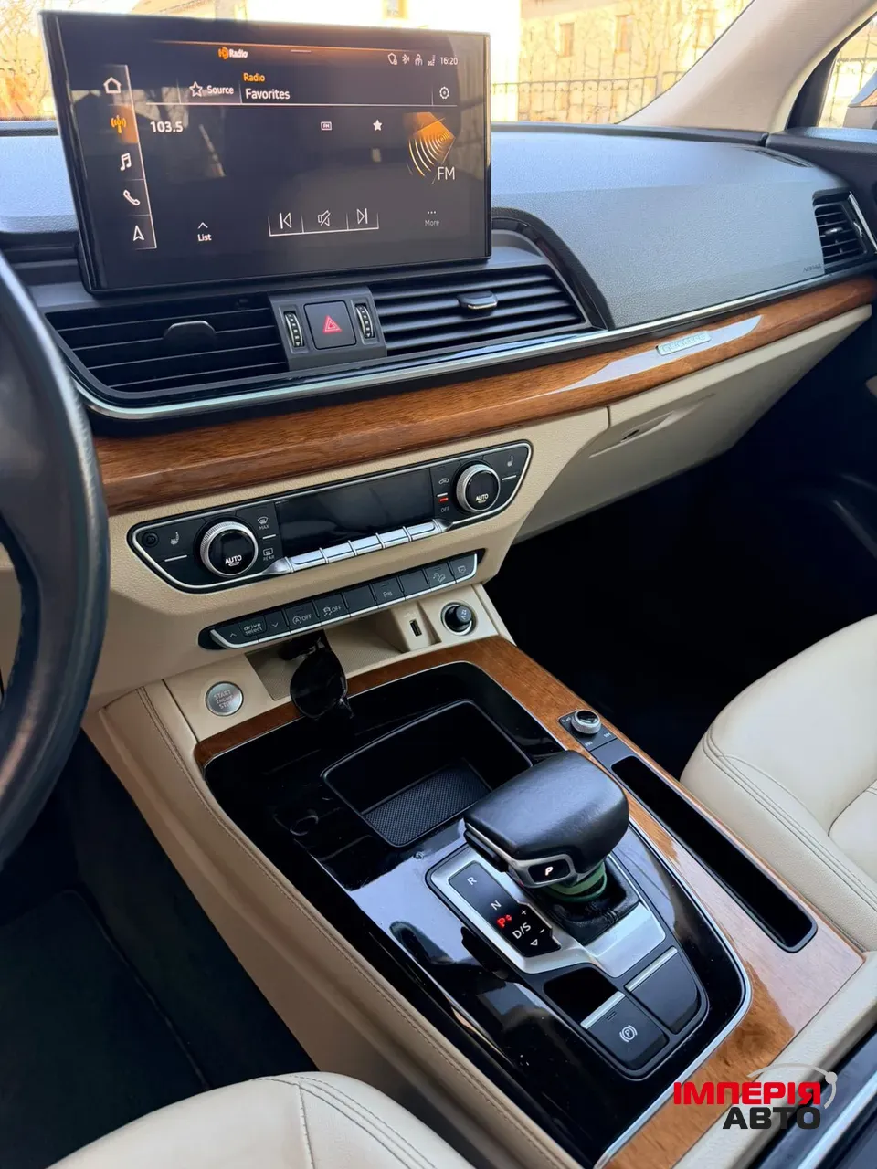 Audi Q5 - фото 13