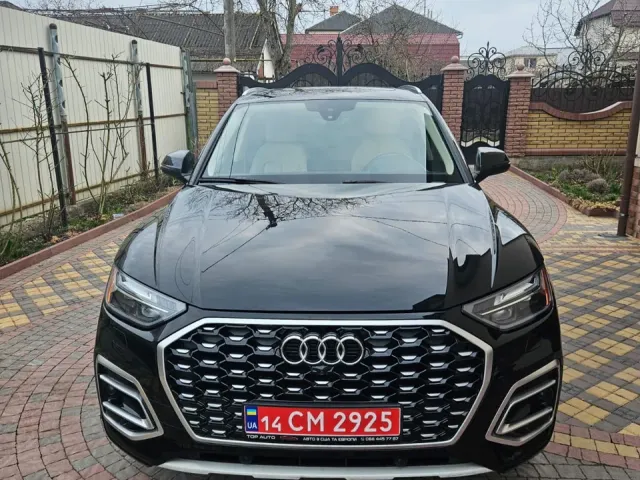 Audi Q5 - фото 1