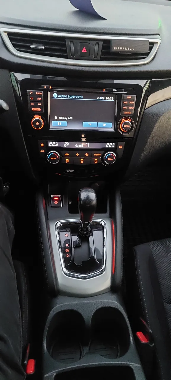 Nissan Qashqai - фото 12
