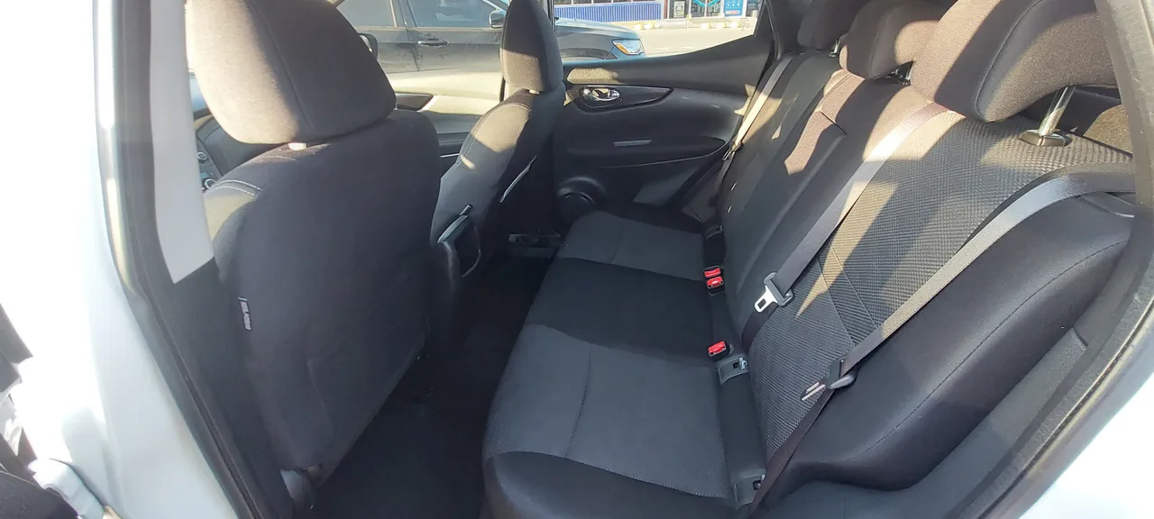 Nissan Qashqai - фото 11