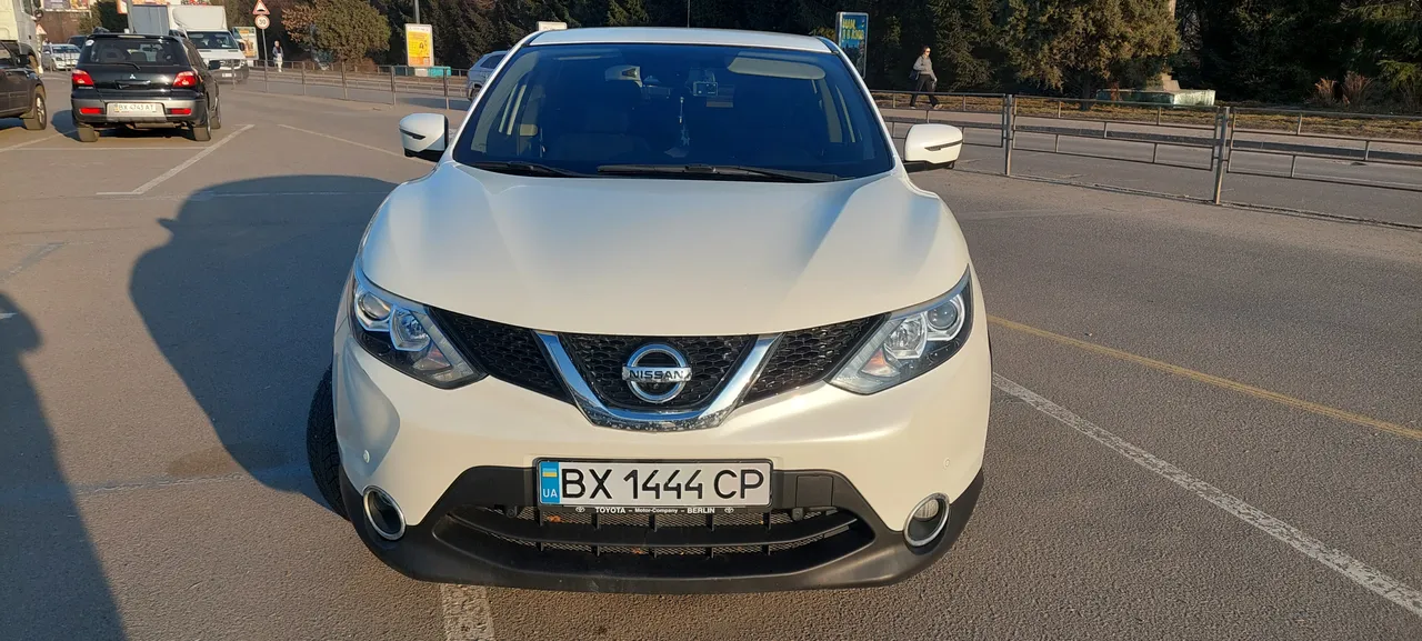 Nissan Qashqai - фото 4
