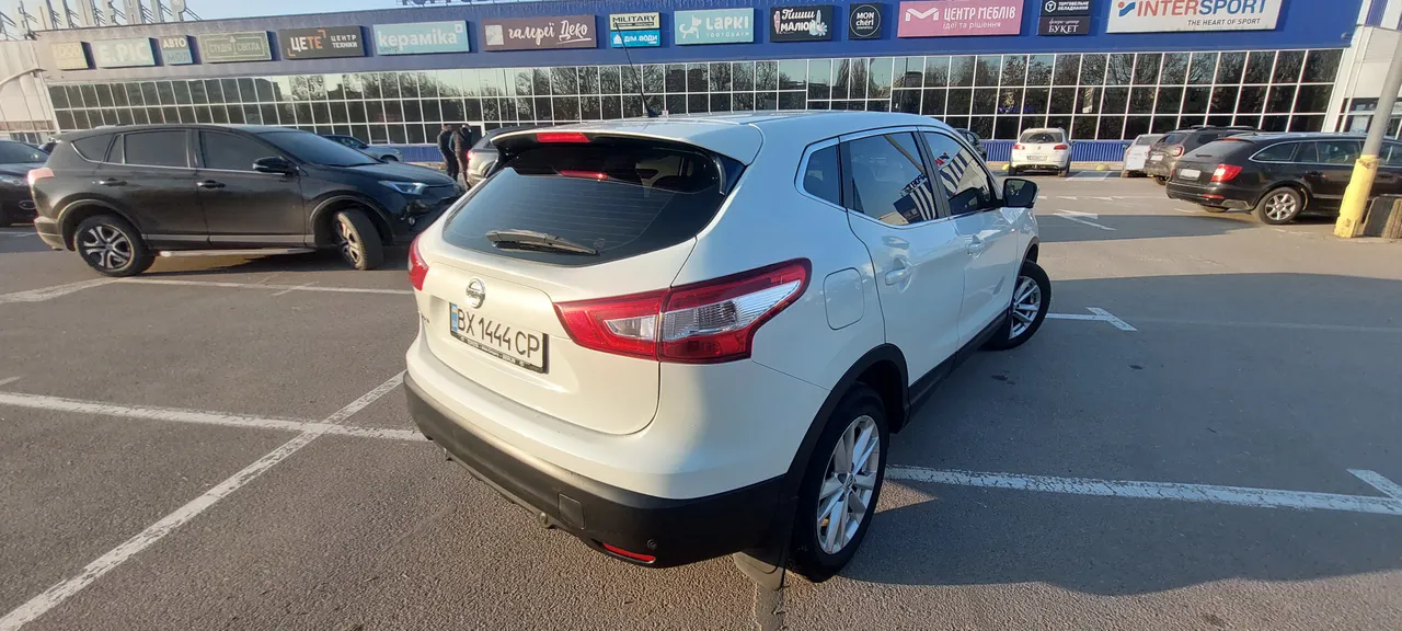 Nissan Qashqai - фото 2