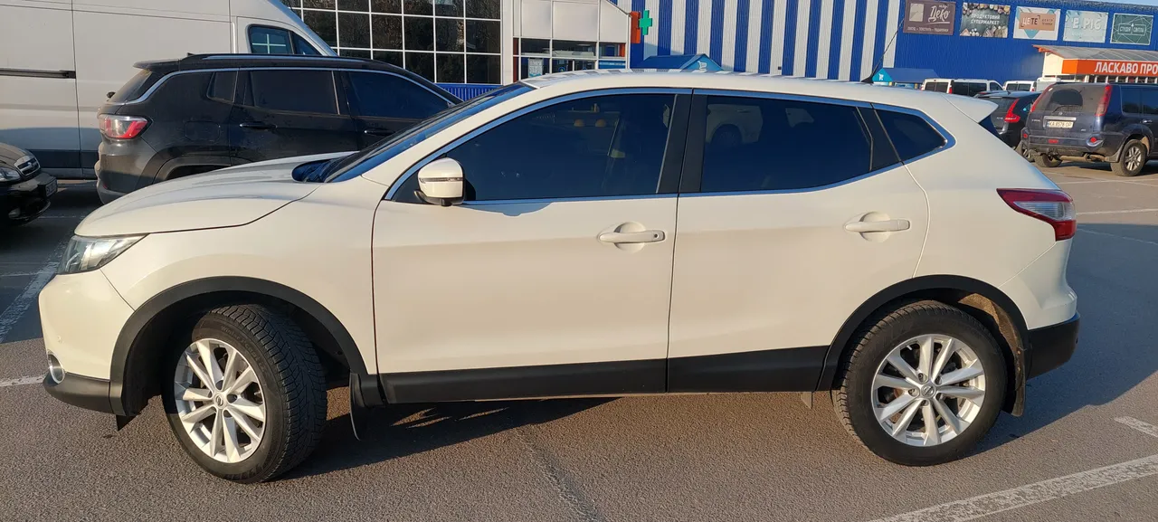 Nissan Qashqai - фото 7