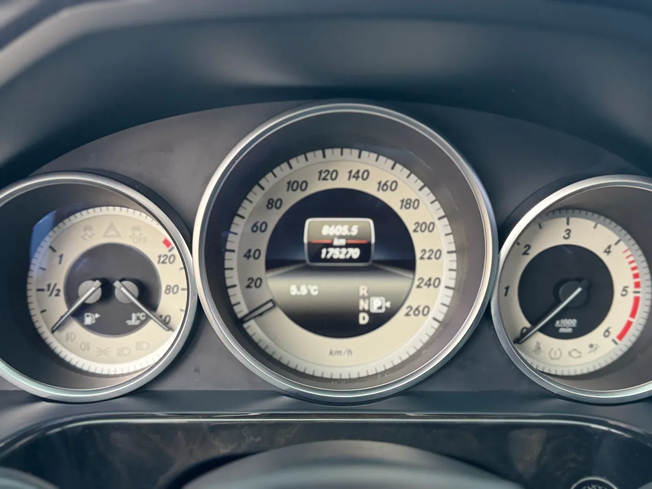 Mercedes-Benz E-Класс - фото 25