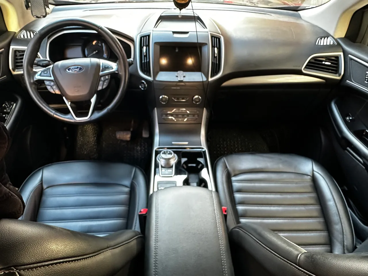 Ford Edge - фото 2