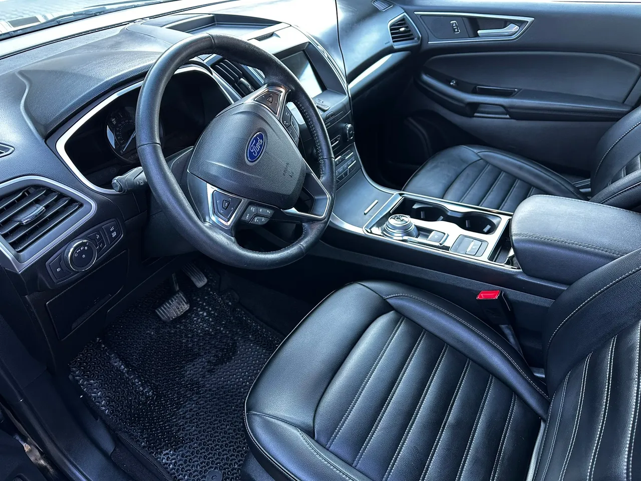 Ford Edge - фото 14