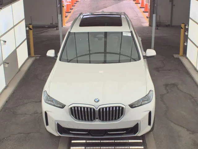 BMW X5 - фото 2