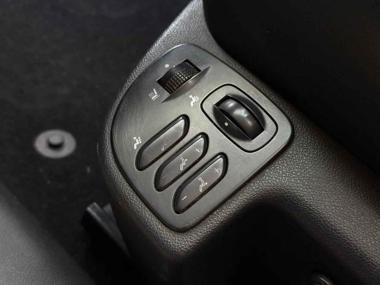 Renault Latitude - фото 13