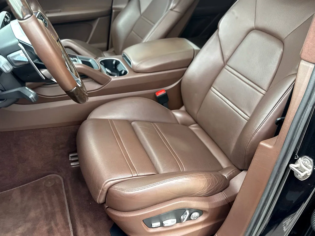 Porsche Cayenne - фото 22