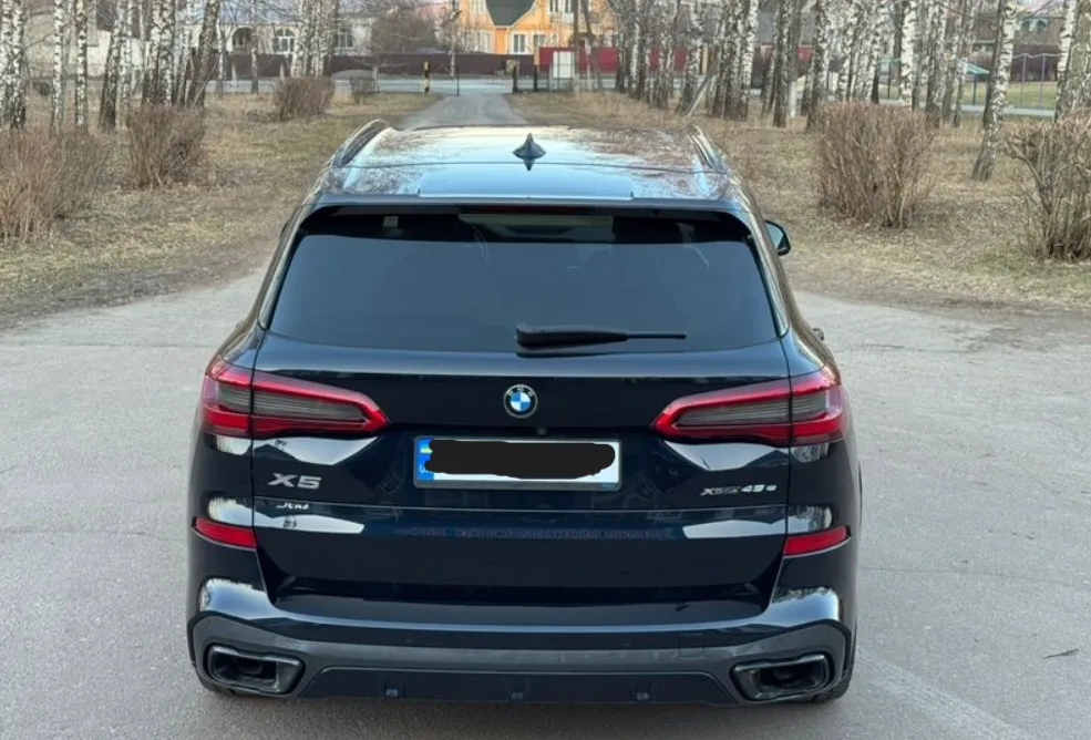 BMW X5 - фото 5