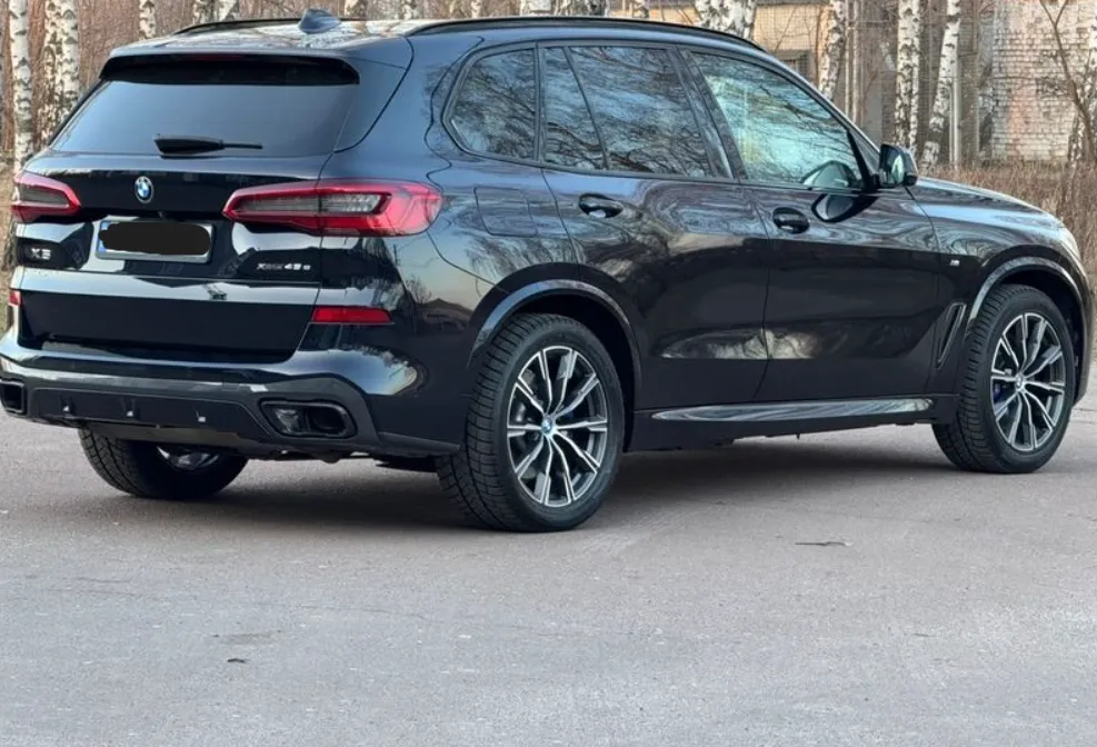 BMW X5 - фото 4