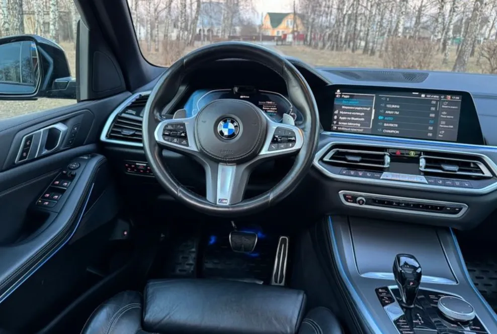 BMW X5 - фото 9