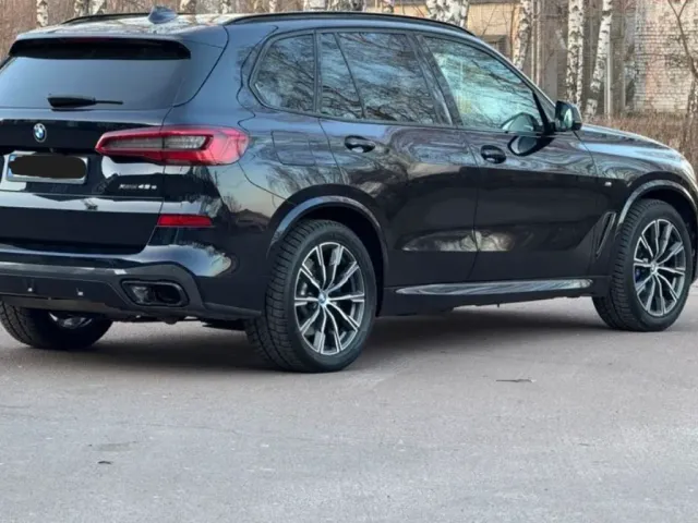 BMW X5 - фото 4