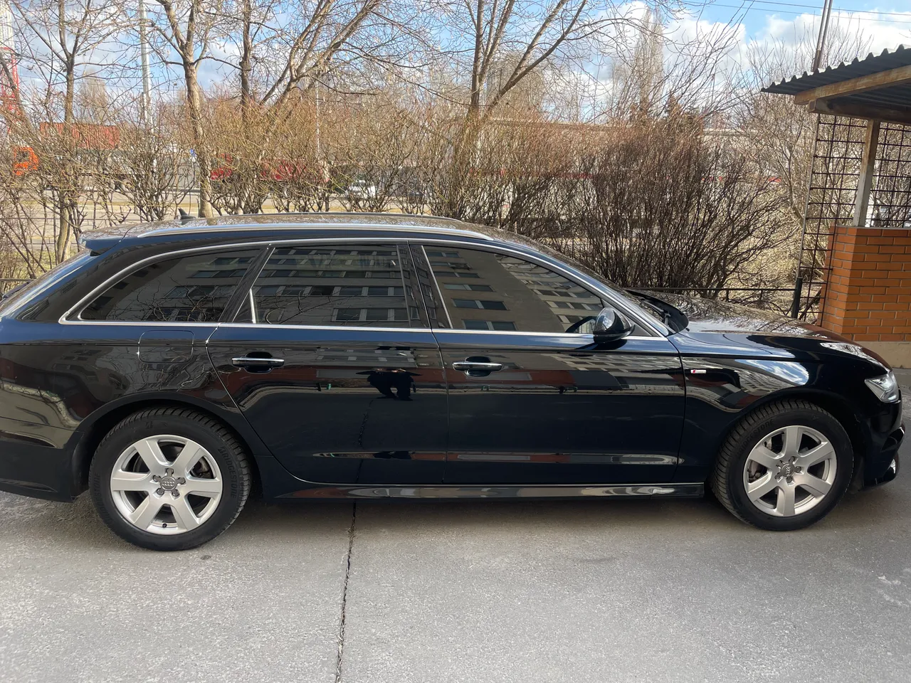 Audi A6 - фото 8