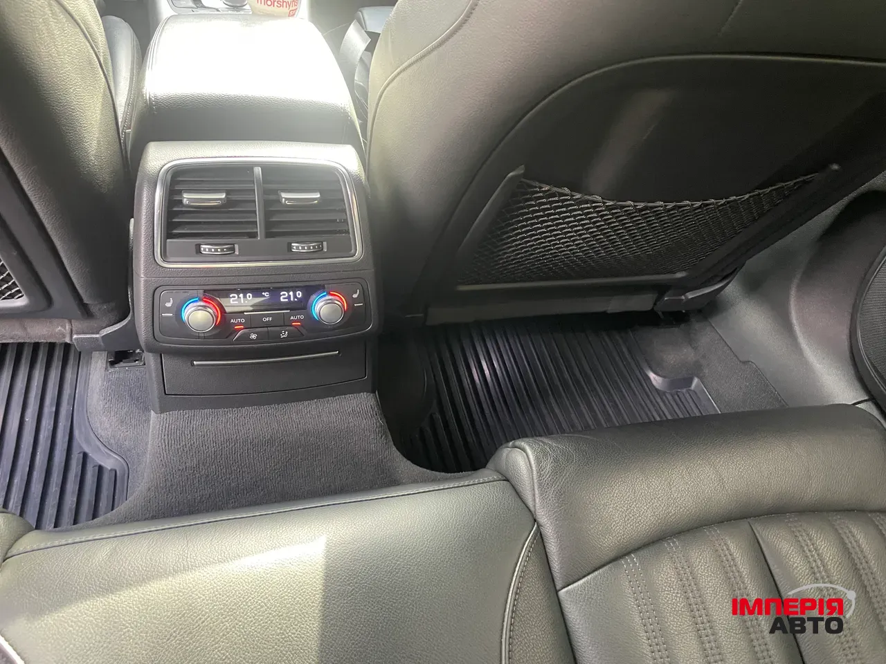 Audi A6 - фото 12