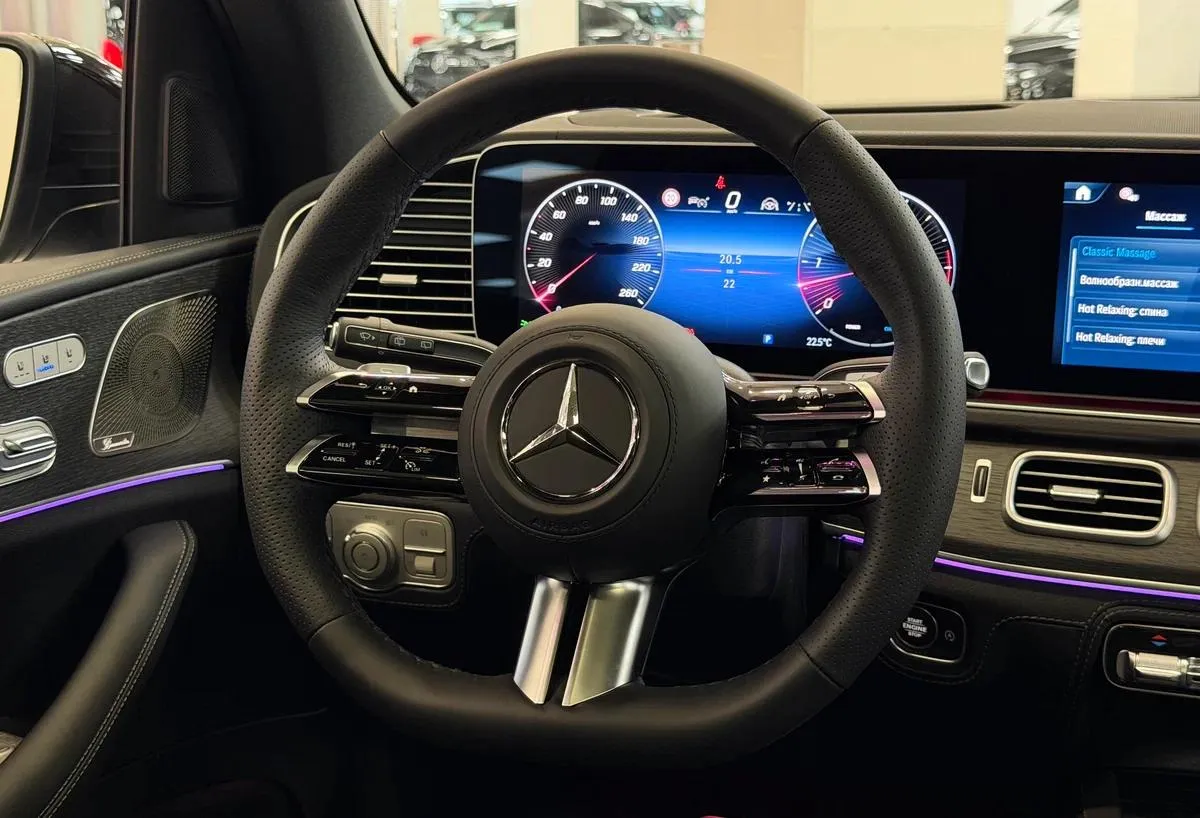 Mercedes-Benz GLS - фото 7